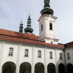 strahov 2 1