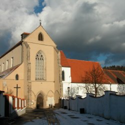 Klasterni kostel