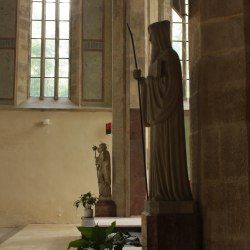 Benedikt v kostele 1